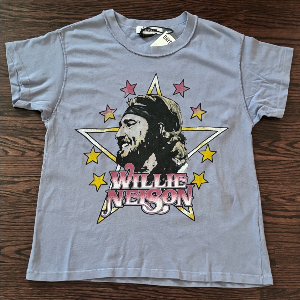Daydreamer Willie Nelson Baby Blue Tee Medium NWT